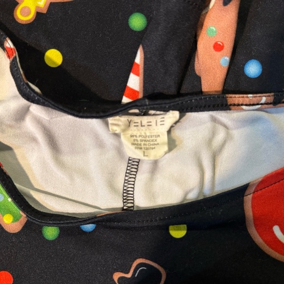 Festive Holiday Christmas Large Long Sleeve Dress with Pockets - Picture 2 of 3